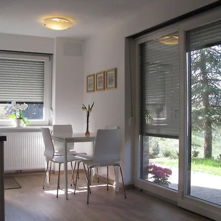 Pak Apartment *